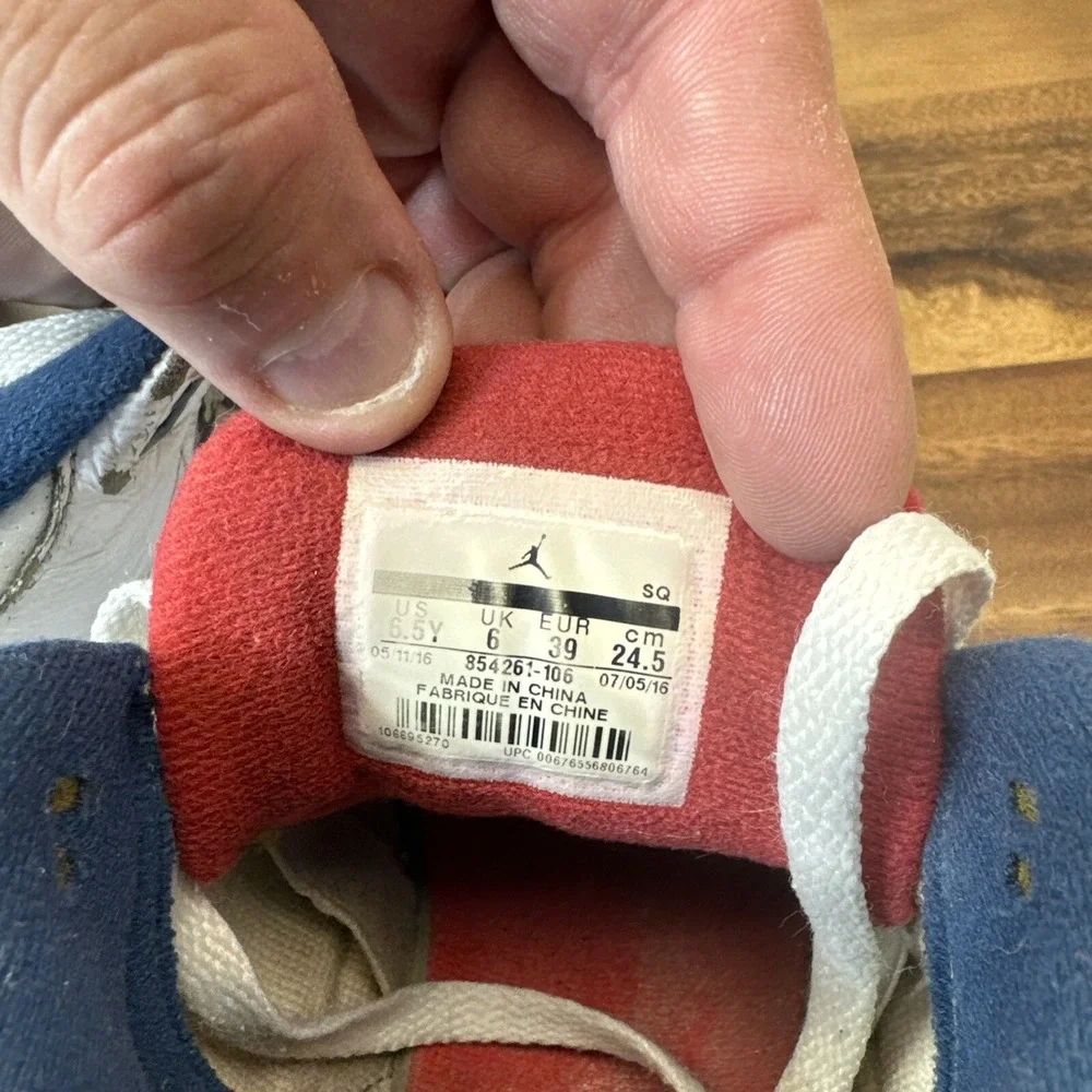 Nike Air Jordan Shoe 854261-106 US Size‎ 6Y Blue/Red/White/Gray